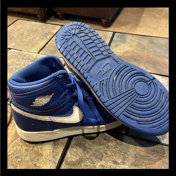 Nike Air Jordan 1 Retro High OG GS Shoes Hyper Royal 575441-401 Youth boy Sz 6Y - Picture 5 of 9